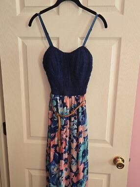 Lily Rose Navy Sleeveless Satin-Look Top